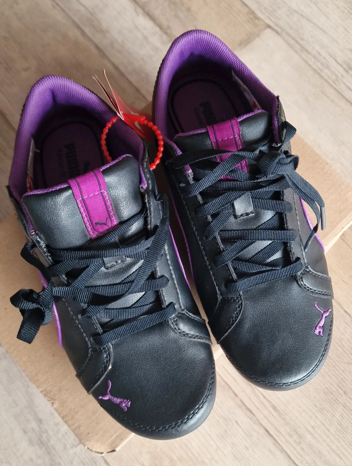 Baskets Puma 34 fille – neuves avec étiquette – école / sport
(Voir photos) – photo 6